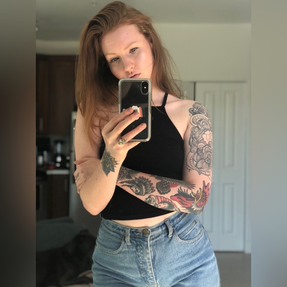 Meet your Posher, Lindsay - Picture 4 of 4